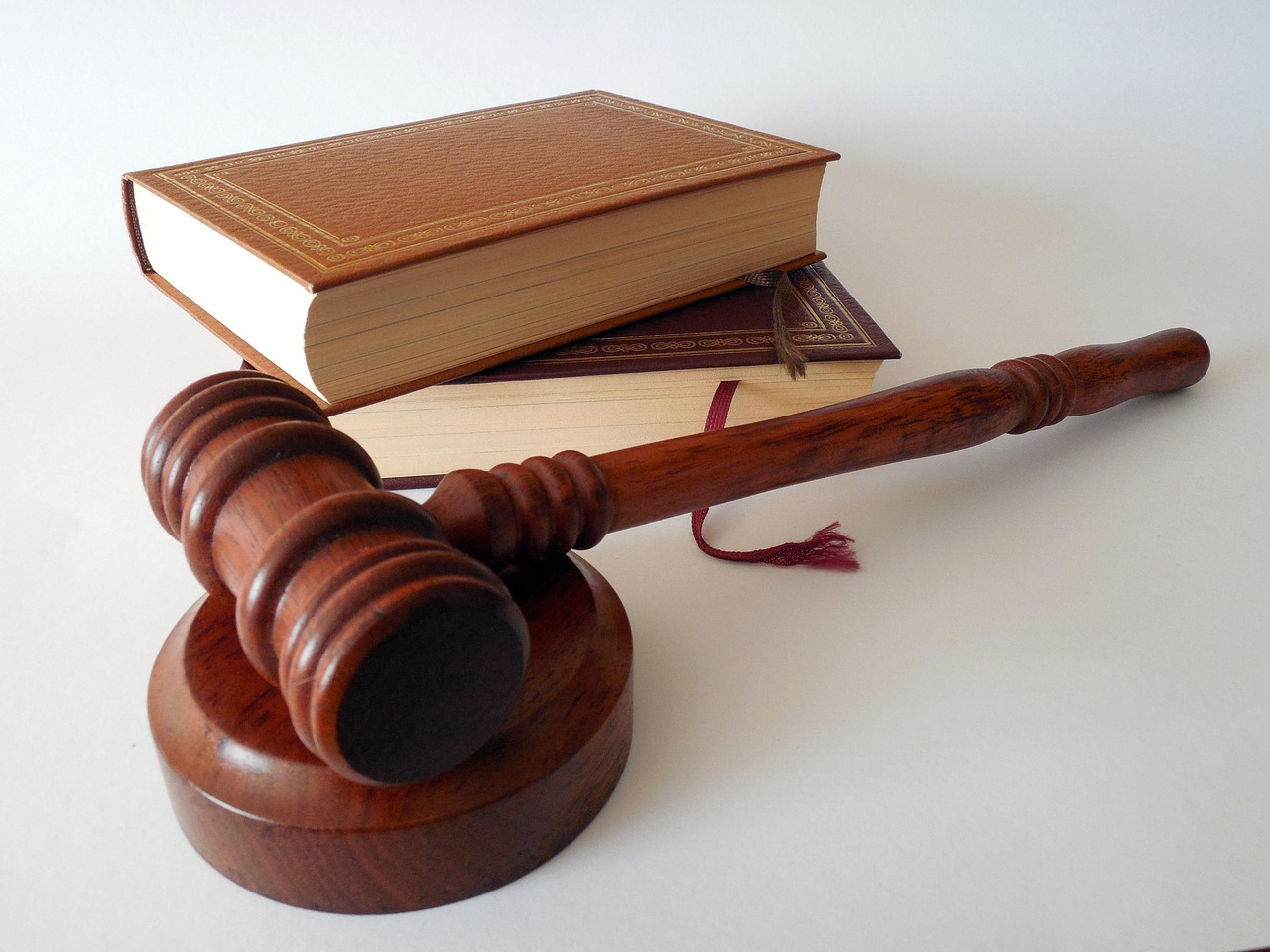découvrez tout sur les litiges climatiques : enjeux juridiques, cas récents et impacts sur la politique environnementale mondiale.