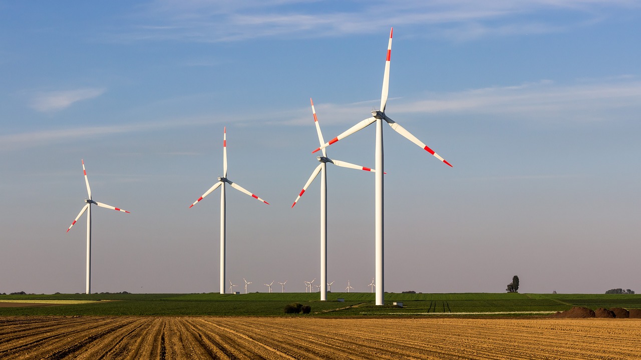 explorez les enjeux et les solutions de la transition énergétique, un processus essentiel pour un avenir durable. découvrez les technologies innovantes, les politiques publiques et les initiatives qui favorisent un passage vers des sources d'énergie renouvelables.