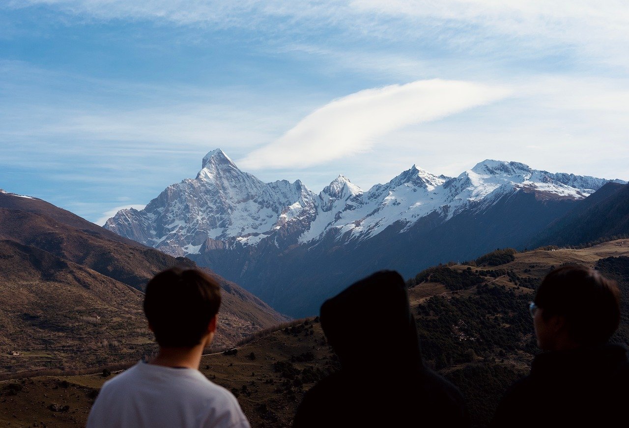 découvrez la beauté et la diversité de la nature, explorez ses paysages exceptionnels, sa faune et sa flore uniques, et laissez-vous inspirer par ses merveilles naturelles.