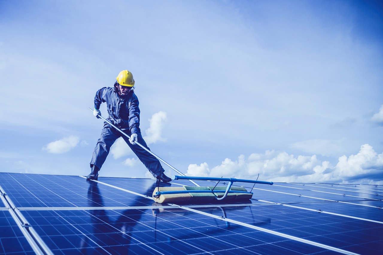 découvrez les panneaux solaires, une solution énergétique durable qui transforme la lumière du soleil en électricité. idéaux pour réduire vos factures d'énergie et préserver l'environnement, nos panneaux sont conçus pour maximiser l'efficacité et s'adapter à tous les types de bâtiments. optez pour une énergie renouvelable et profitez d'un avenir plus vert.