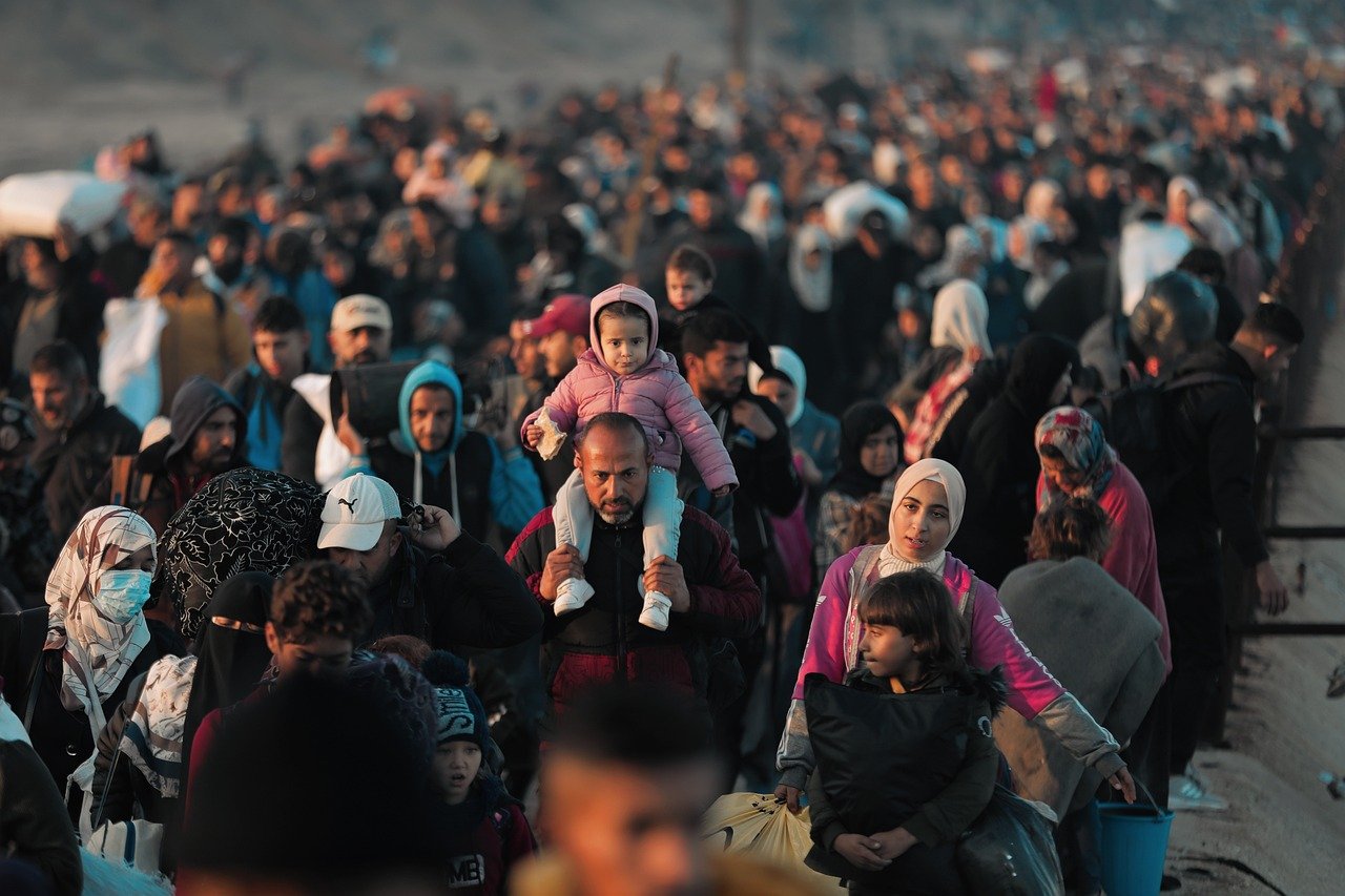 découvrez les causes, impacts et solutions aux crises humanitaires à travers le monde, et comment agir pour apporter aide et solidarité aux populations vulnérables.