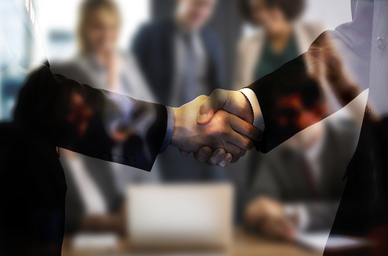découvrez les principes clés de la négociation : stratégies, conseils pratiques et techniques pour réussir tous vos accords professionnels et personnels.