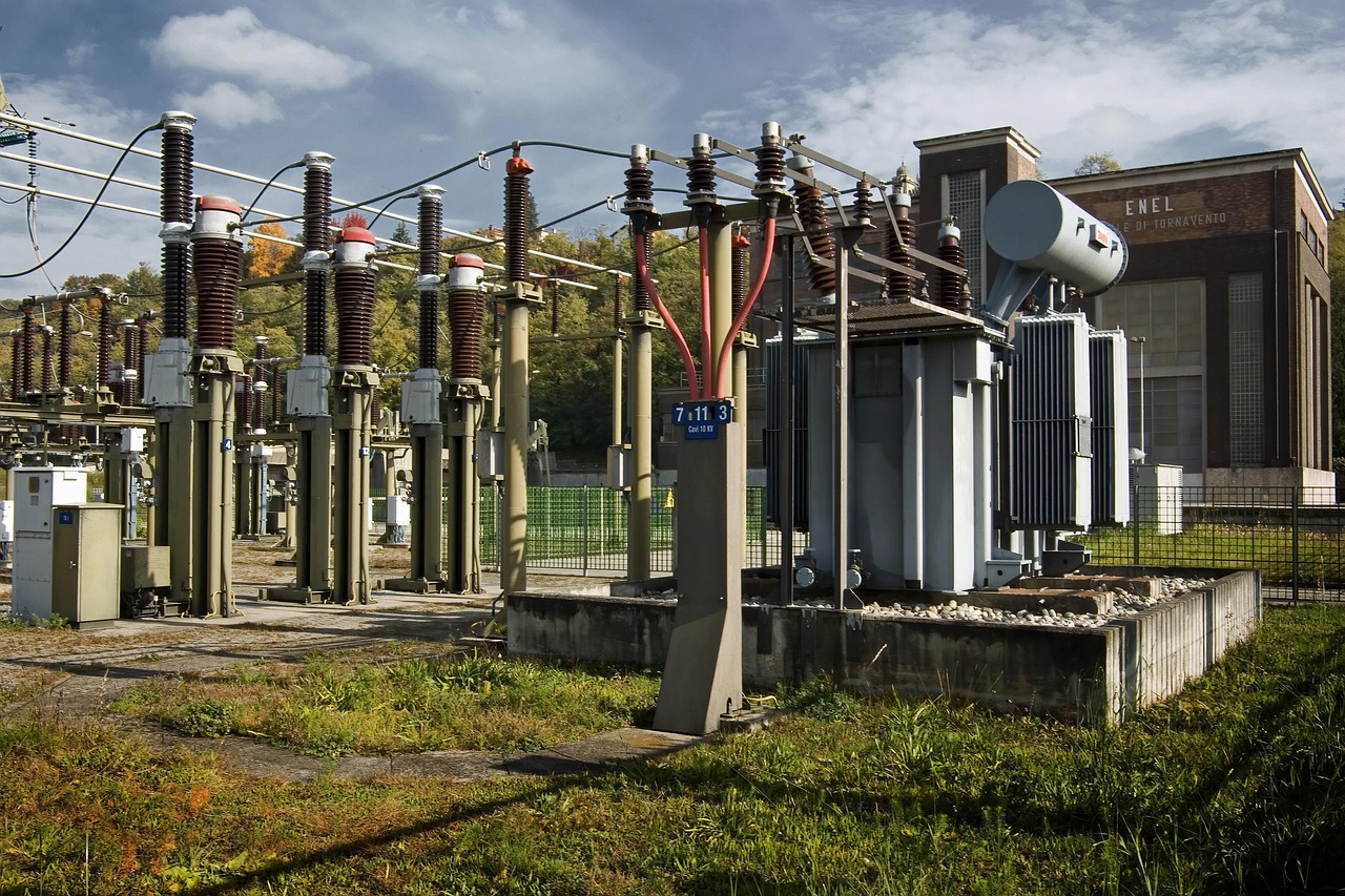 découvrez les causes, impacts et solutions à la crise énergétique mondiale pour un avenir durable.