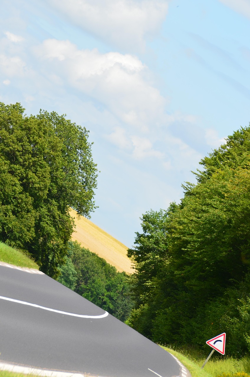 découvrez notre feuille de route énergétique, un guide essentiel pour naviguer vers un avenir durable et efficace. explorez les stratégies, les innovations et les étapes clés pour optimiser vos ressources énergétiques et contribuer à la transition énergétique.