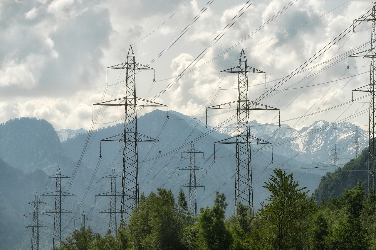 découvrez les enjeux et solutions de la transition énergétique pour un avenir durable et respectueux de l'environnement.