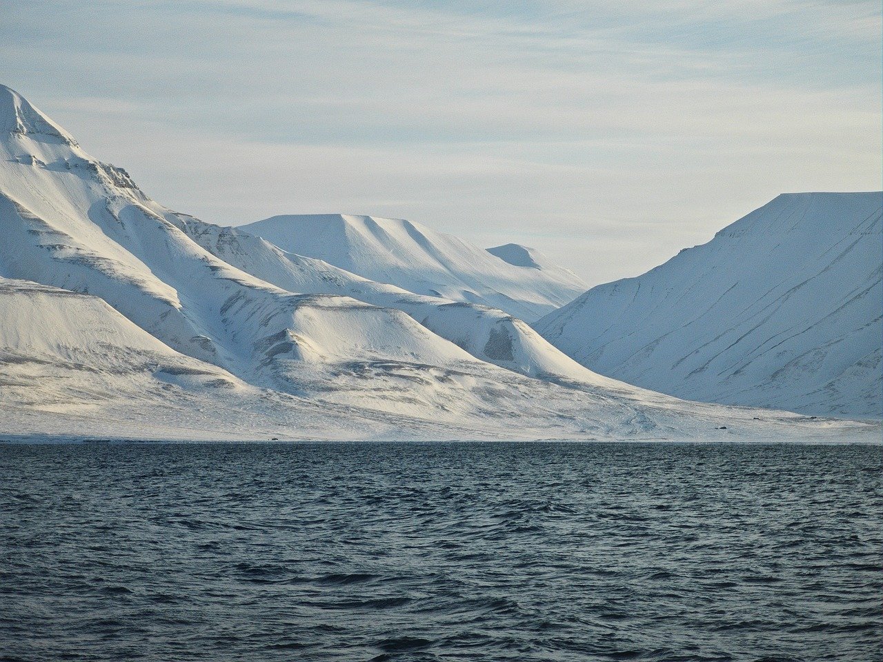 Arctique en mutation : Comment le changement climatique redessine le passage du Nord-Ouest