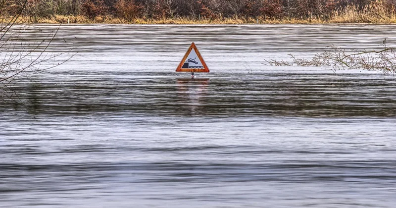 Comment puis-je prévenir l'inondation de mon sous-sol ?