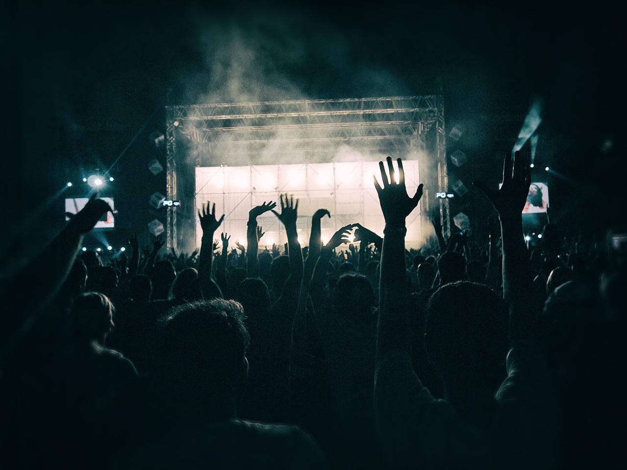 Festivals de musique et enjeux écologiques : une lutte frustre face à l’impact environnemental ?