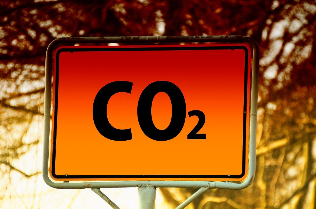 Le Haut Conseil pour le Climat exhorte à une transition rapide loin des énergies fossiles pour atteindre les objectifs climatiques