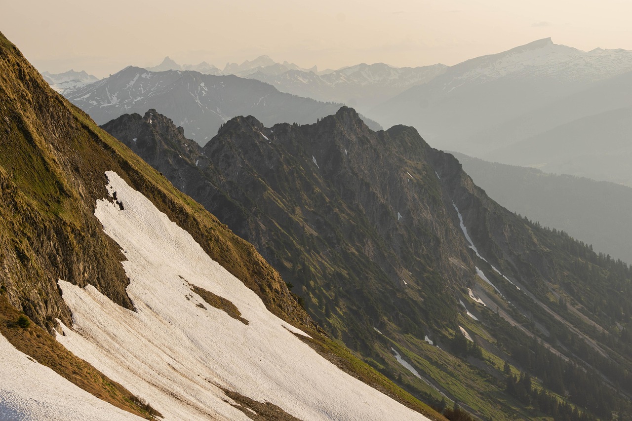 rejoignez-nous au sommet climatique pour explorer des solutions innovantes face aux défis environnementaux. ensemble, nous pouvons façonner un avenir durable et agir pour la planète.