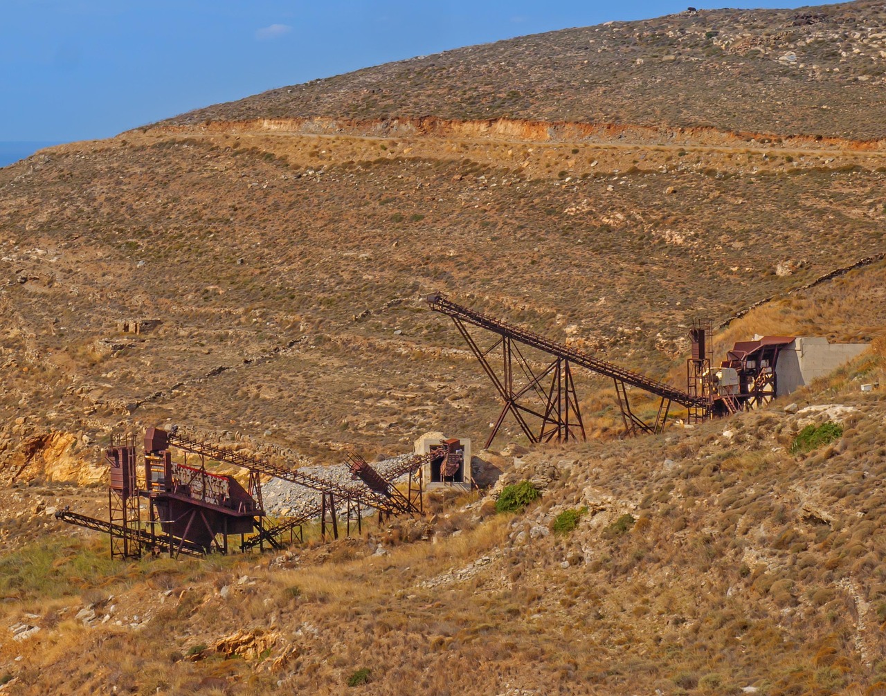d&eacute;couvrez l'impact du mining sur l'environnement et l'&eacute;conomie, ainsi que les enjeux li&eacute;s &agrave; cette activit&eacute; essentielle.