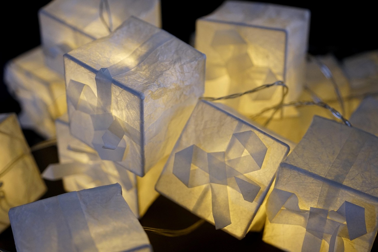 service d'envoi de petits colis rapide et sécurisé, idéal pour expédier vos articles légers en toute simplicité.