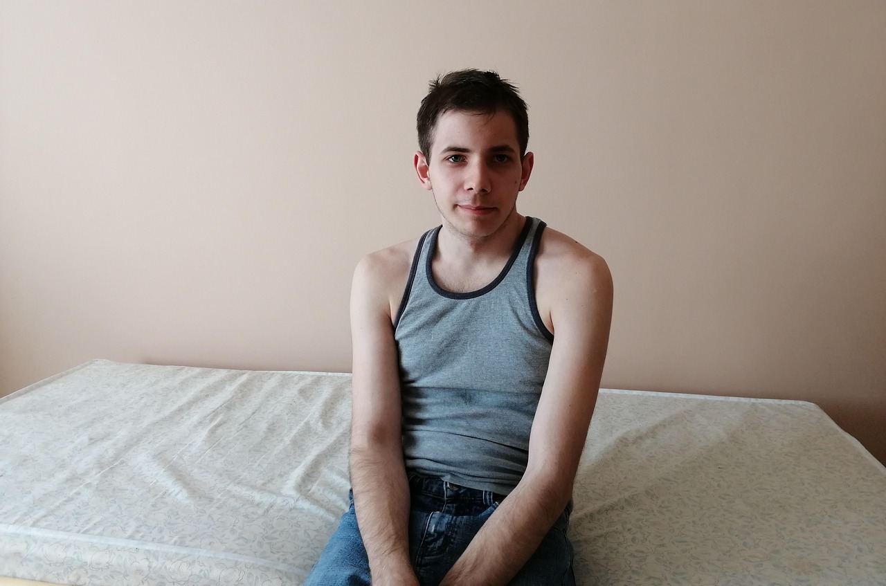 d&eacute;couvrez gr&eacute;gory doucet, homme politique engag&eacute; et maire de lyon, connu pour son action en faveur de l'&eacute;cologie et du d&eacute;veloppement durable.